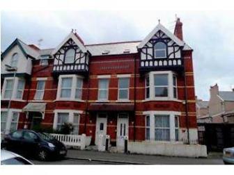 2 Bedroom Flat  Rhyl