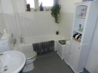 HOUSE SALE - 3 PC NEW WHITE BATHROOM SET RRP Â£180+
